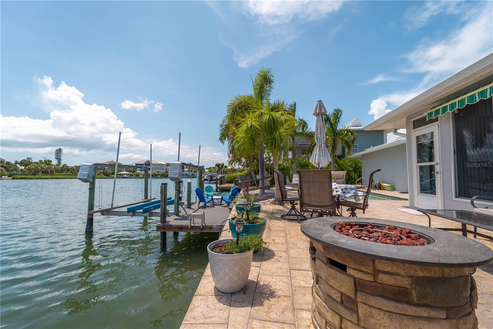 Image 42 of 47 For 922 Casey Cove Drive