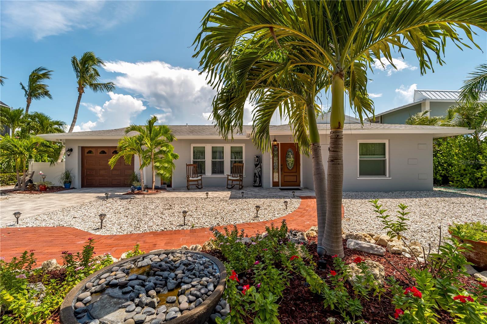 Image 7 of 47 For 922 Casey Cove Drive