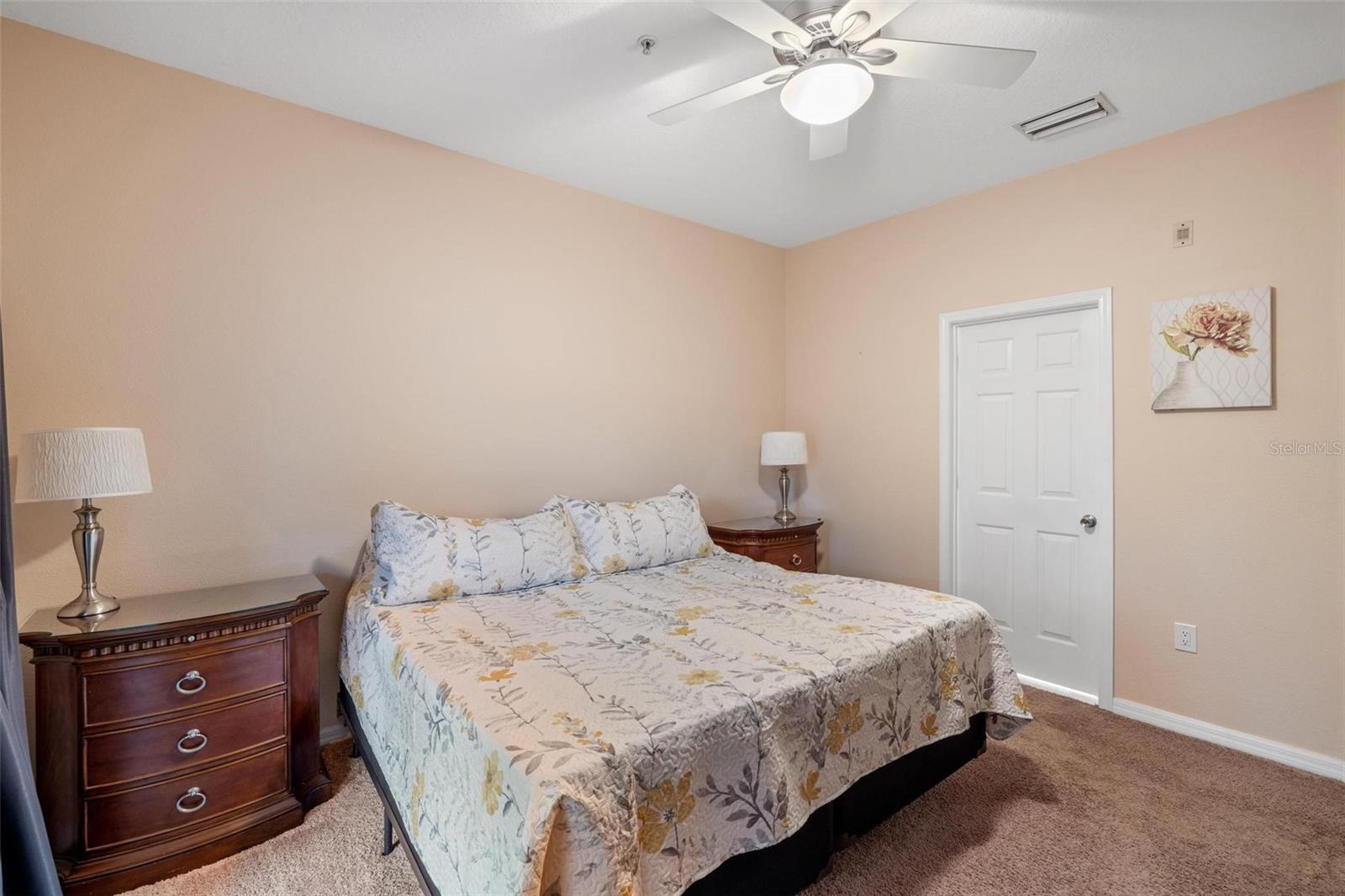 Image 15 of 38 For 3613 Parkridge Circle 11-201