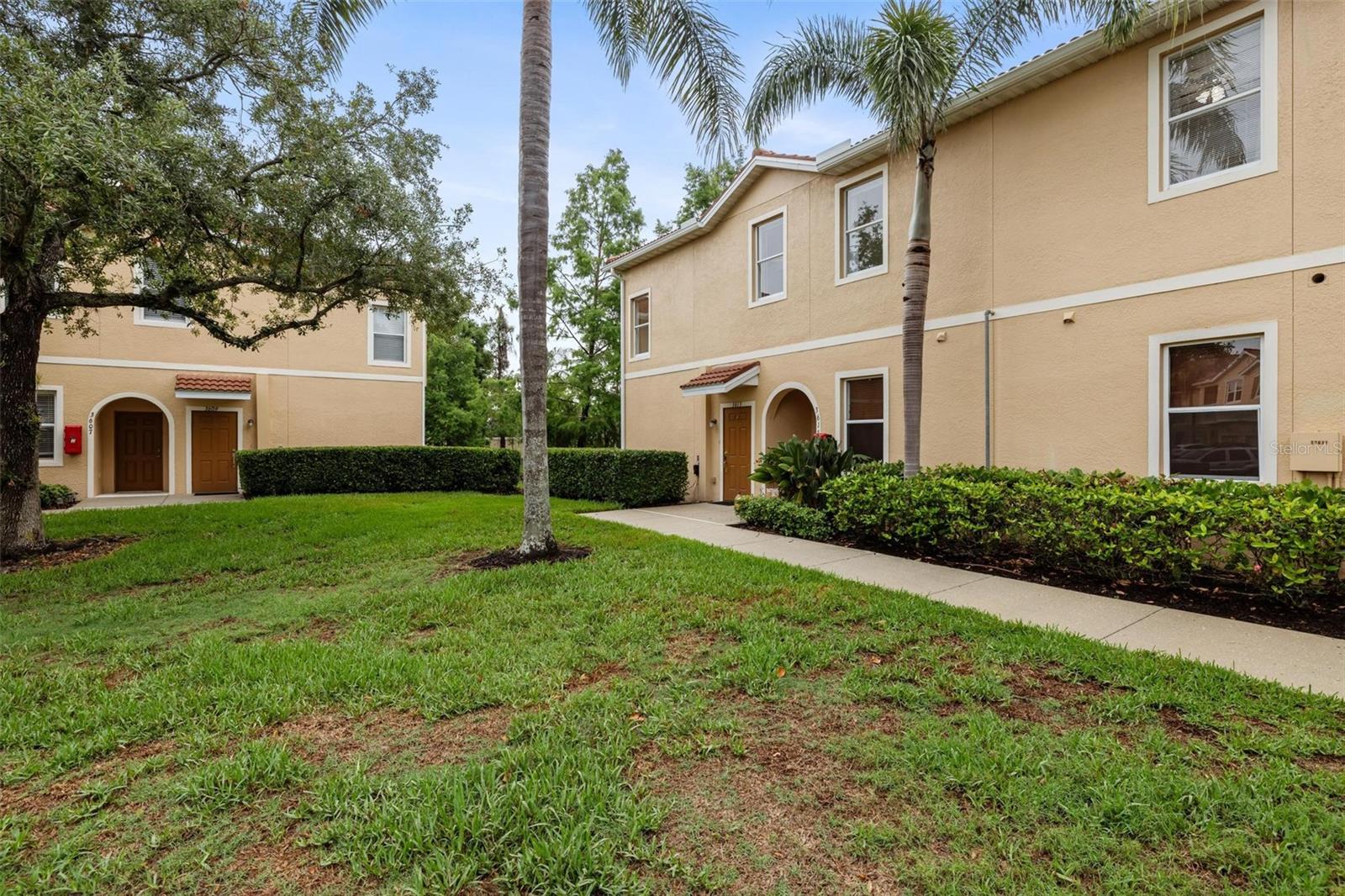 Image 2 of 38 For 3613 Parkridge Circle 11-201