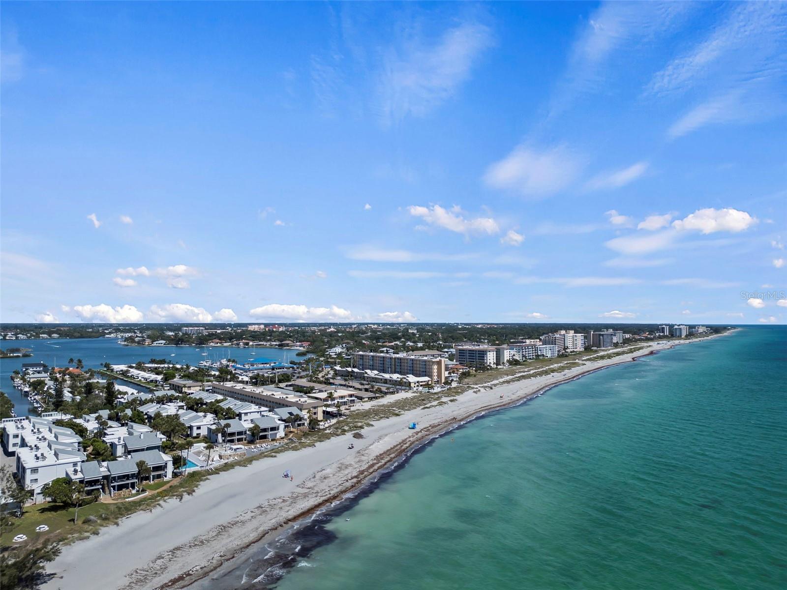 Image 16 of 62 For 1555 Tarpon Center Drive G 235
