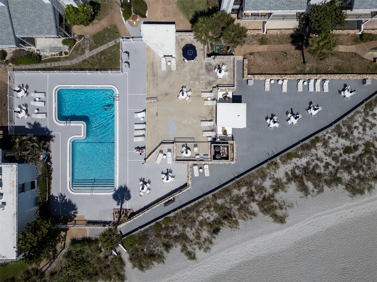 Image 18 of 62 For 1555 Tarpon Center Drive G 235