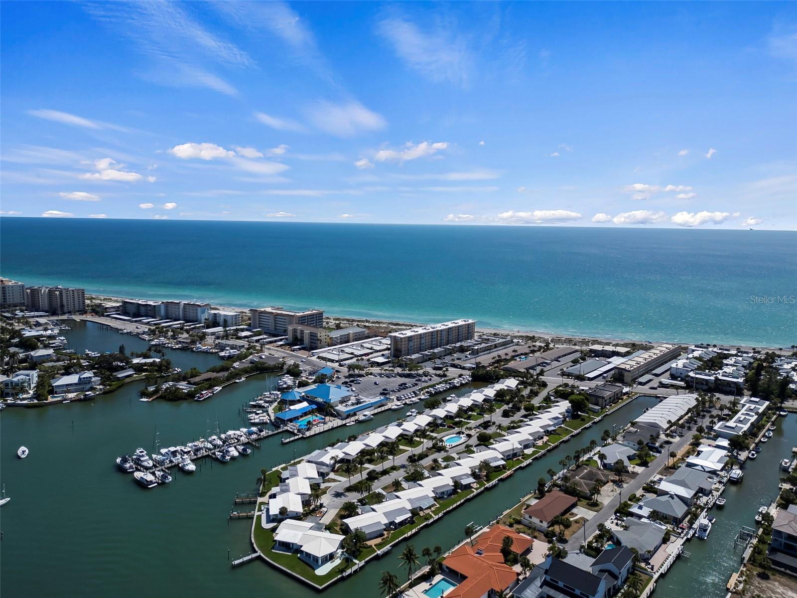 Image 23 of 62 For 1555 Tarpon Center Drive G 235