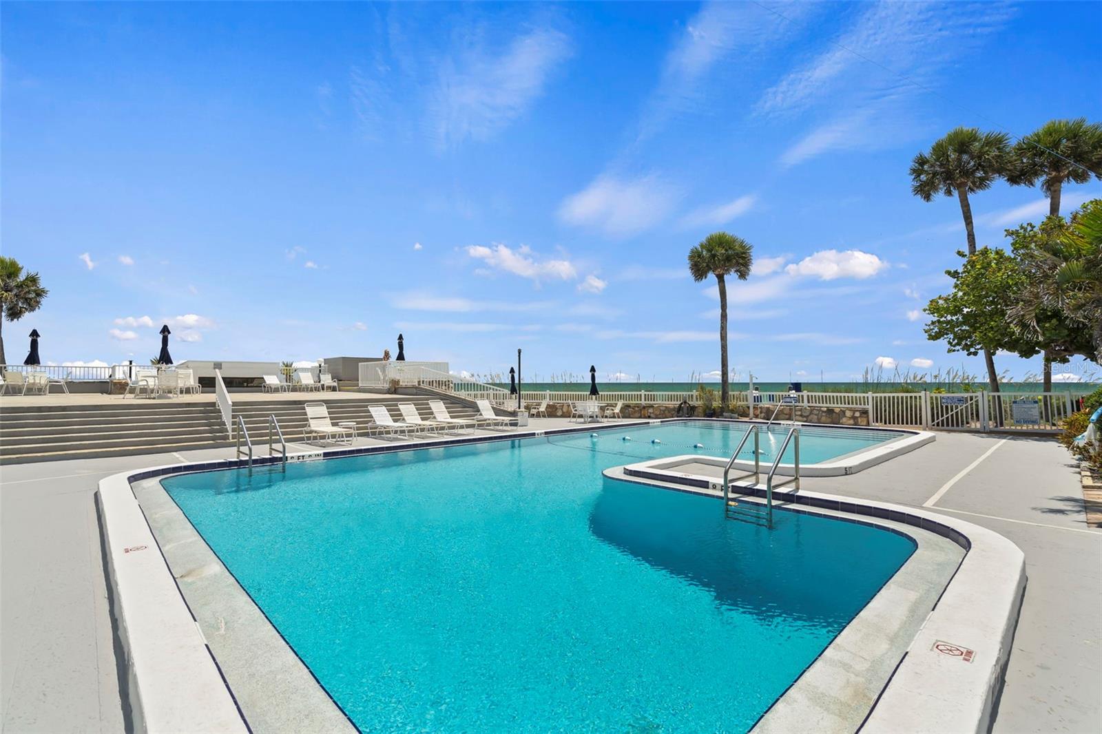 Image 34 of 62 For 1555 Tarpon Center Drive G 235