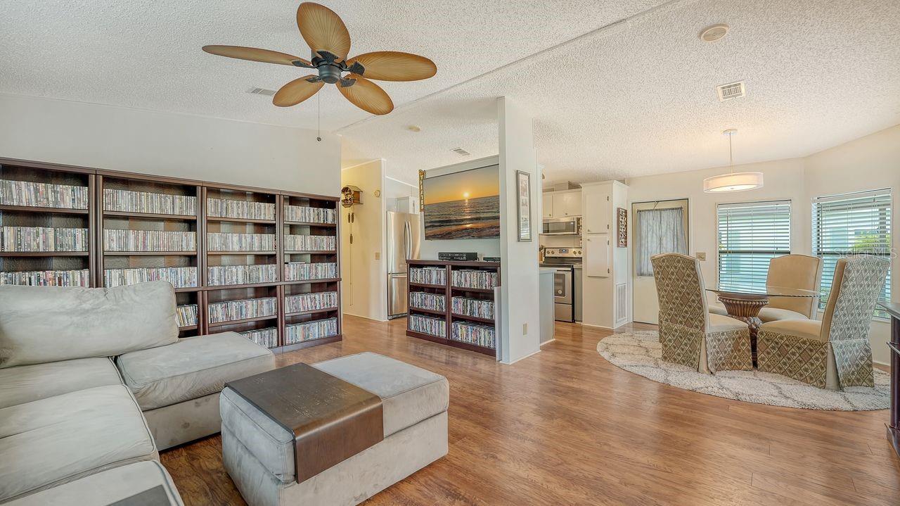 Image 5 of 30 For 763 Lakeside Drive