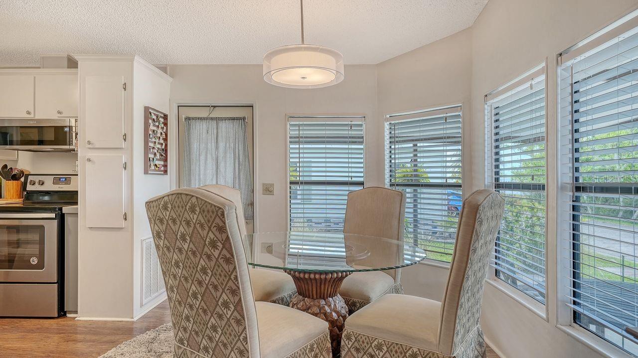 Image 8 of 30 For 763 Lakeside Drive