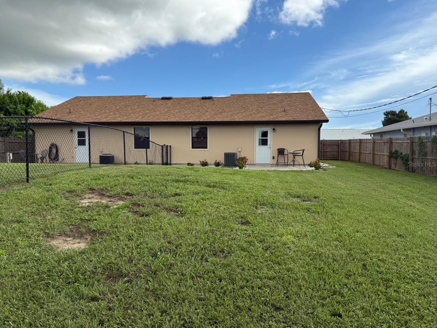 Image 14 of 15 For 11248 Pendleton Avenue A&b