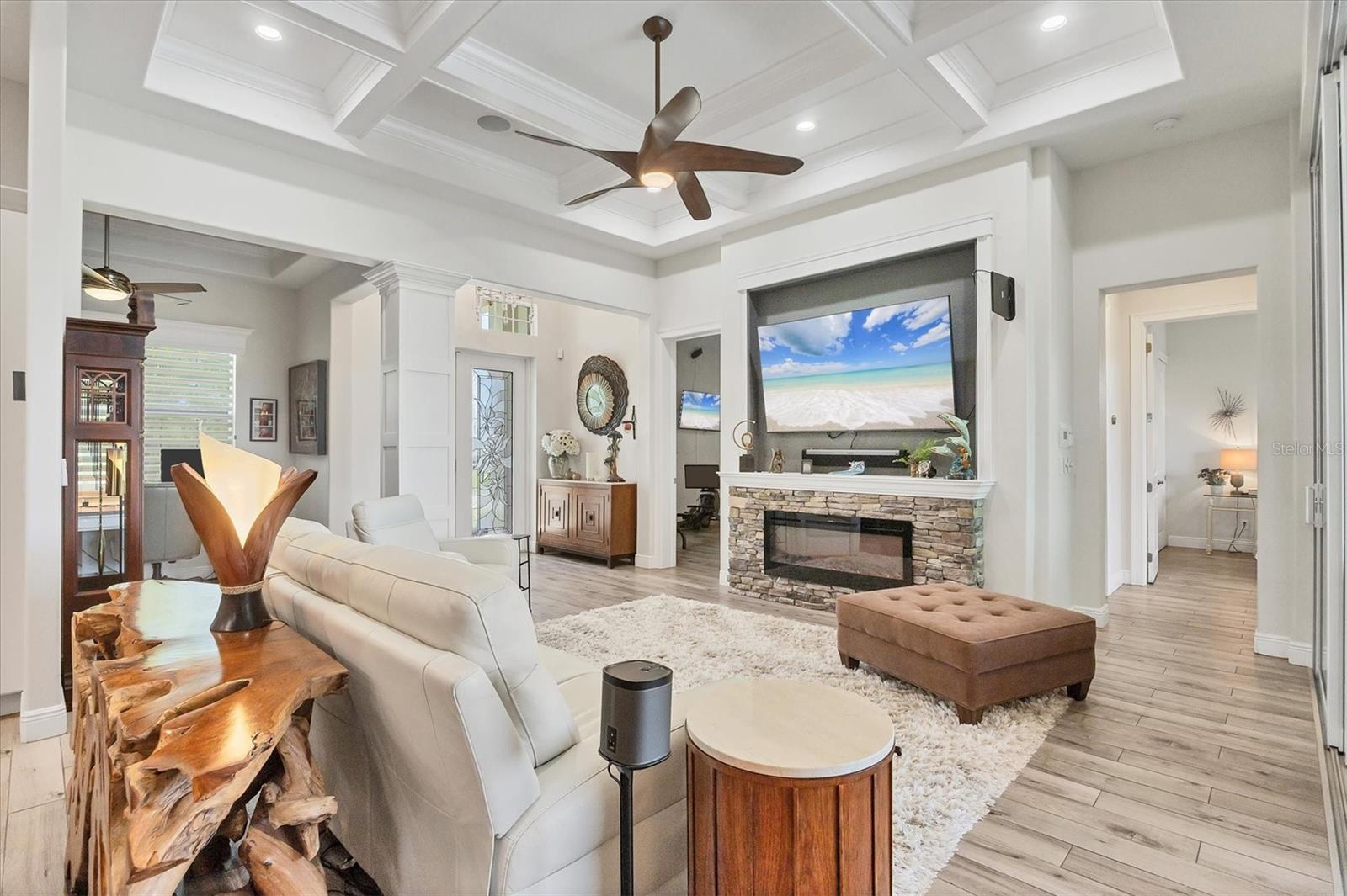Image 19 of 67 For 14398 Fort Worth Circle