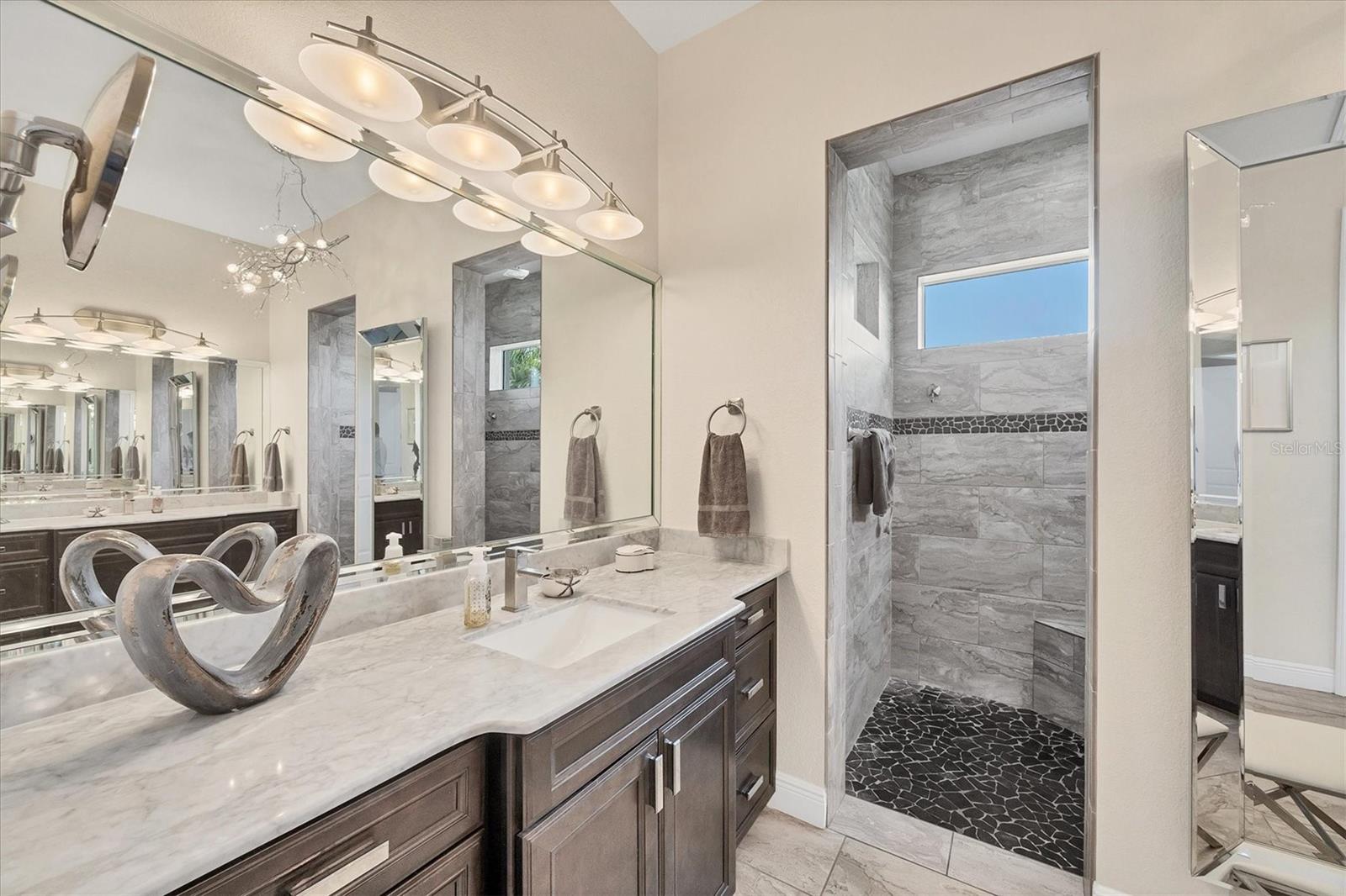 Image 36 of 67 For 14398 Fort Worth Circle