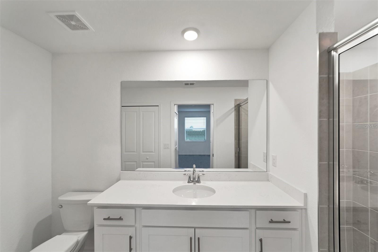 Image 21 of 32 For 17595 Opal Sand Drive 205