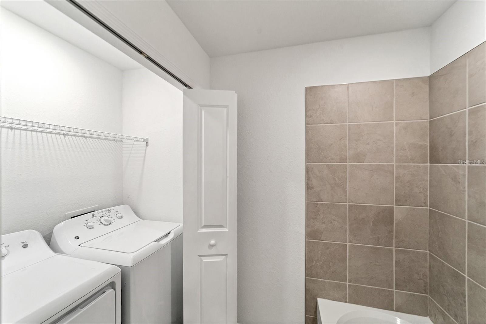 Image 22 of 32 For 17595 Opal Sand Drive 205