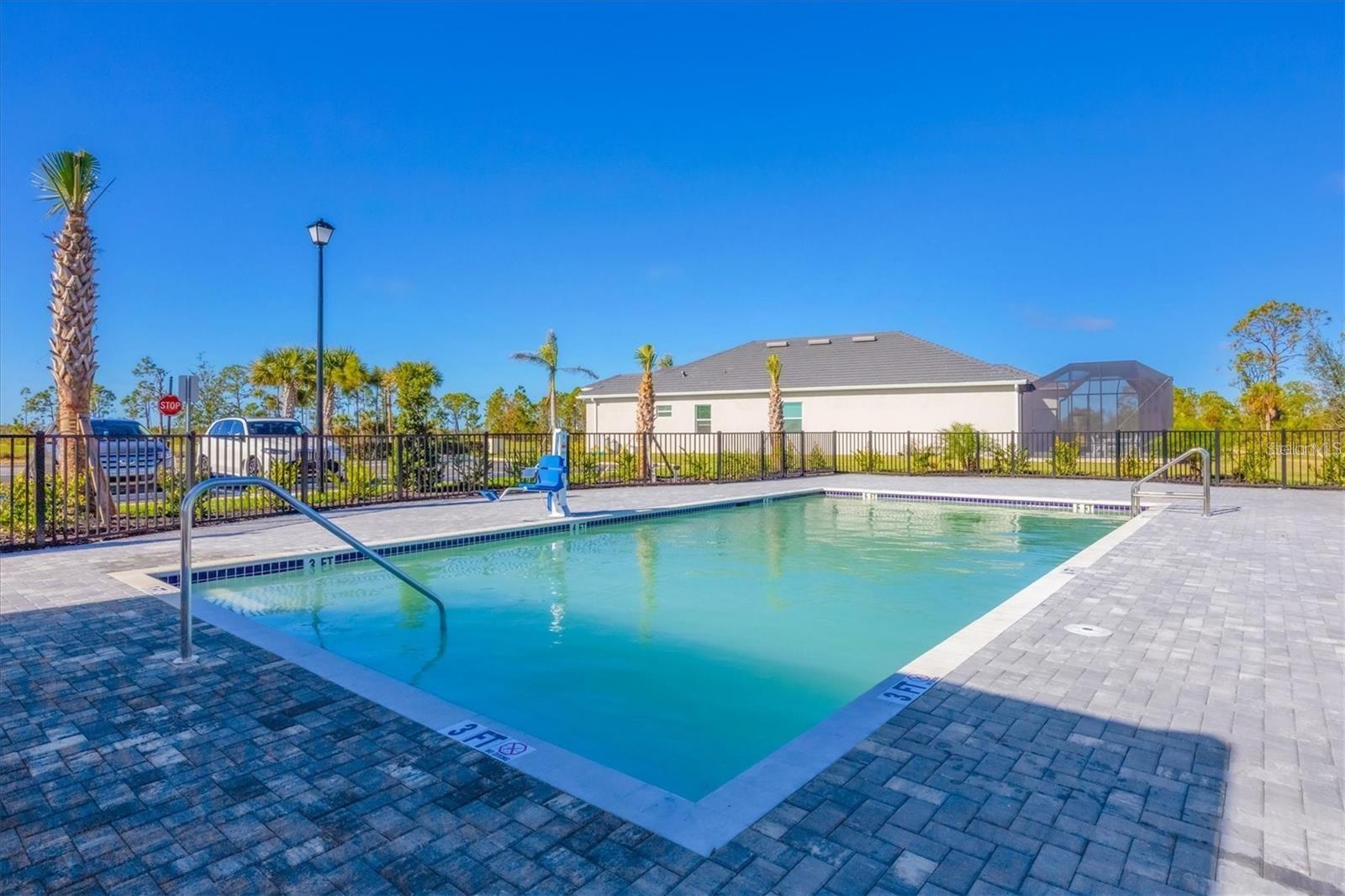 Image 26 of 32 For 17595 Opal Sand Drive 205