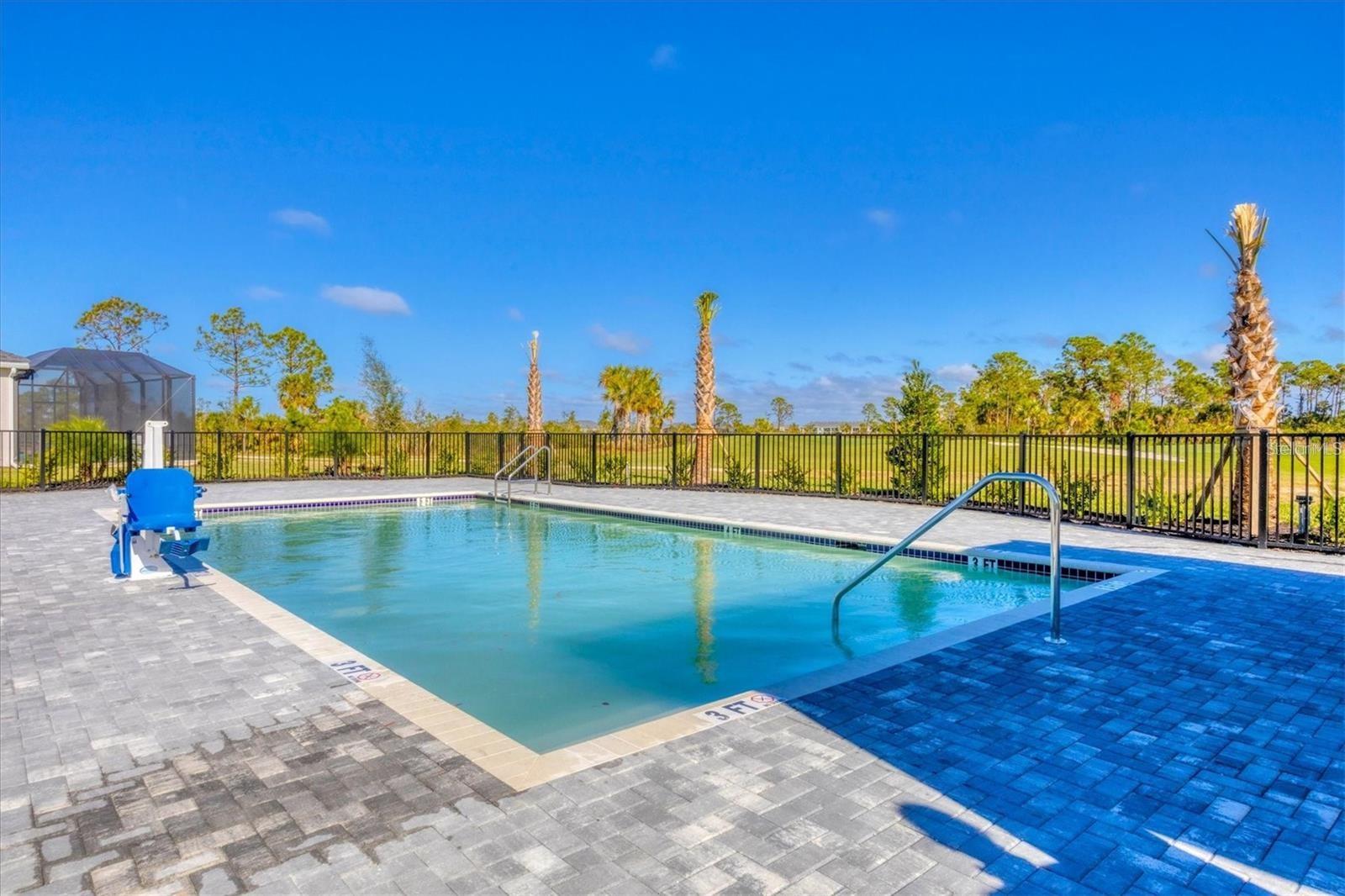 Image 27 of 32 For 17595 Opal Sand Drive 205