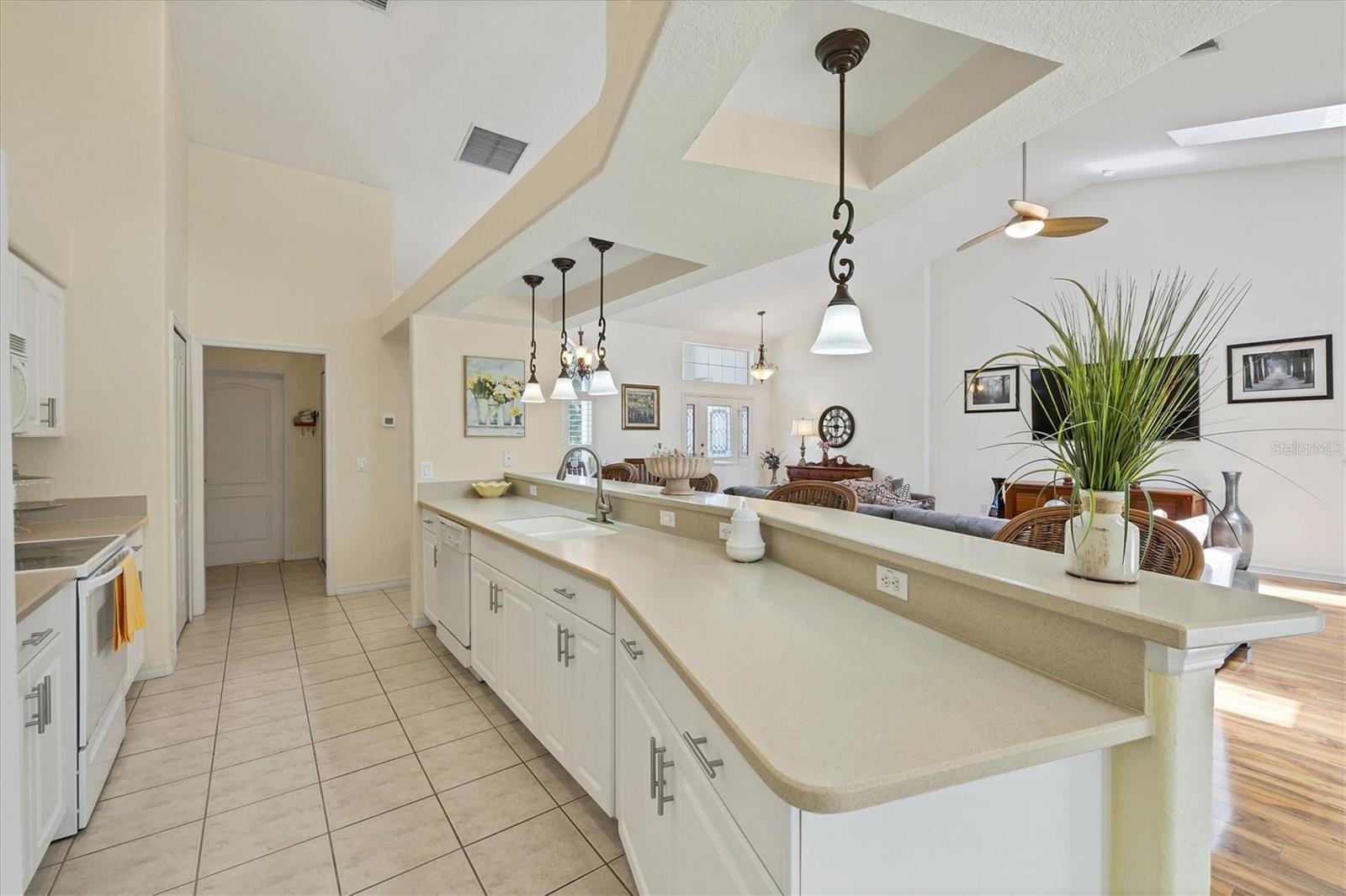 Image 15 of 52 For 188 Grand Oak Circle