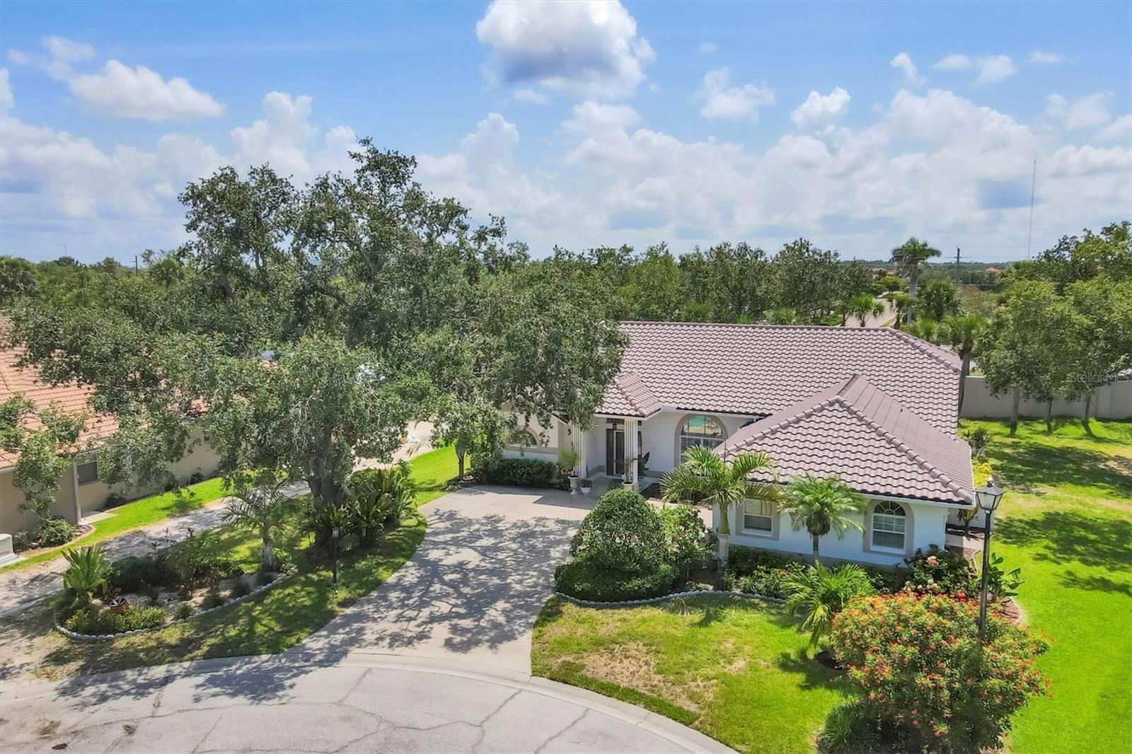 Image 4 of 52 For 188 Grand Oak Circle