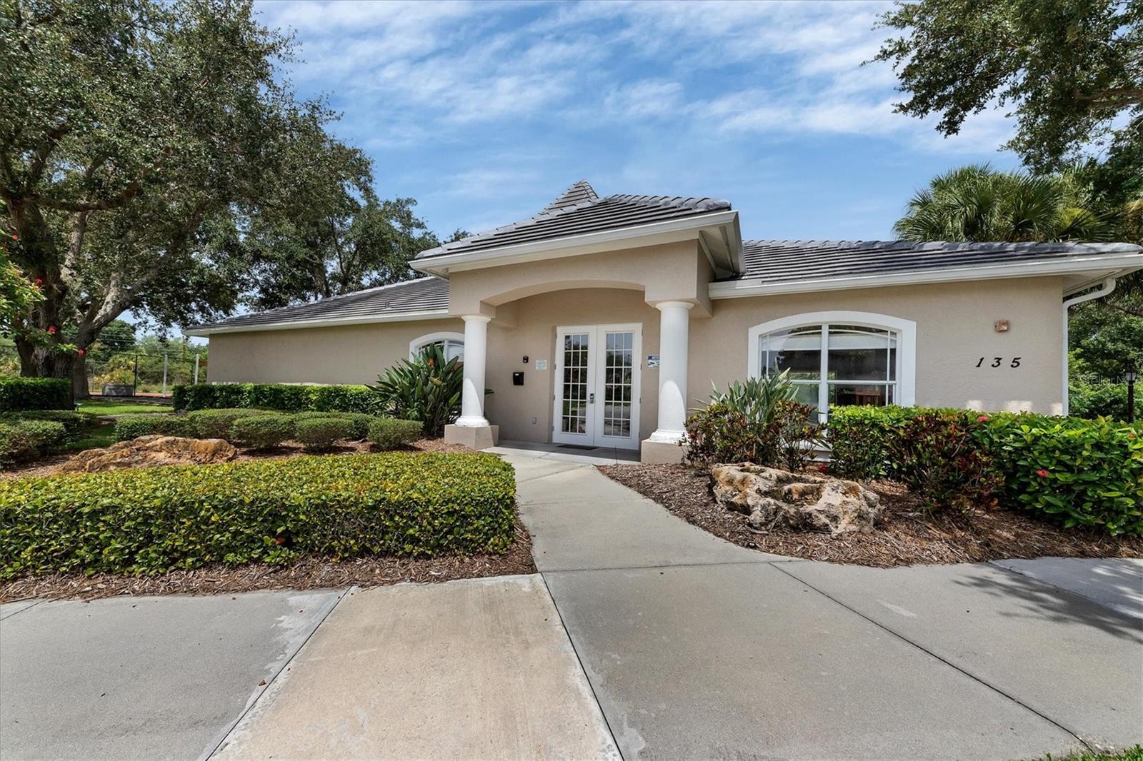 Image 42 of 52 For 188 Grand Oak Circle