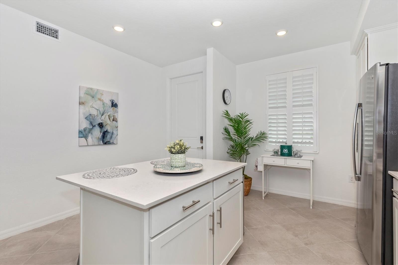 Image 8 of 96 For 12280 Wellen Golf Street 304