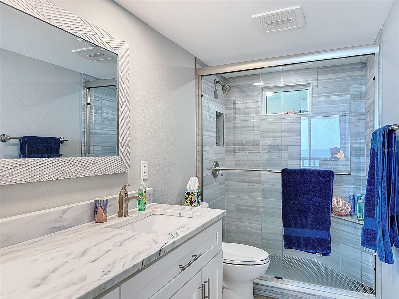 Image 15 of 42 For 1100 Tarpon Center Drive 503 5c