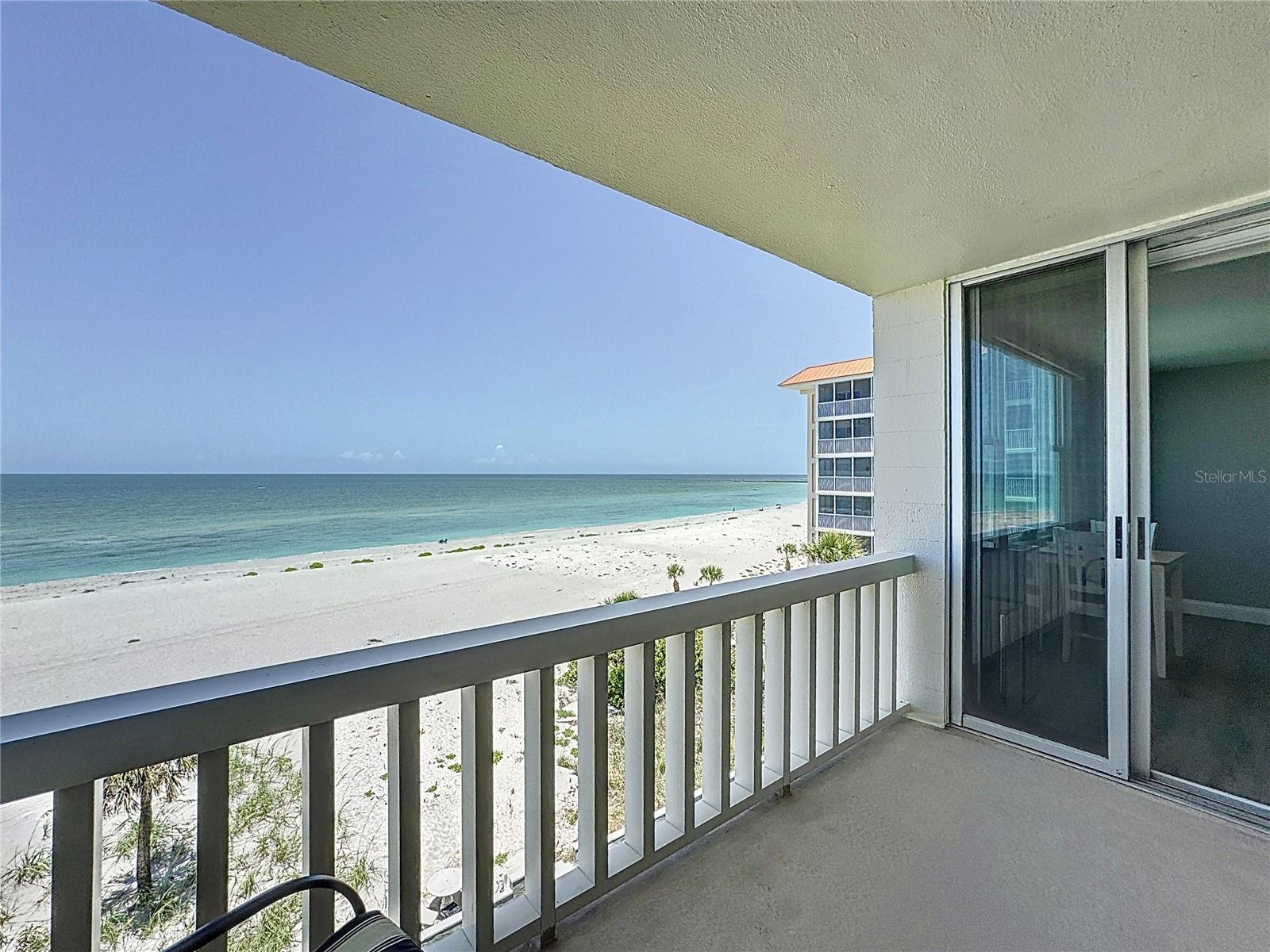 Image 17 of 42 For 1100 Tarpon Center Drive 503 5c