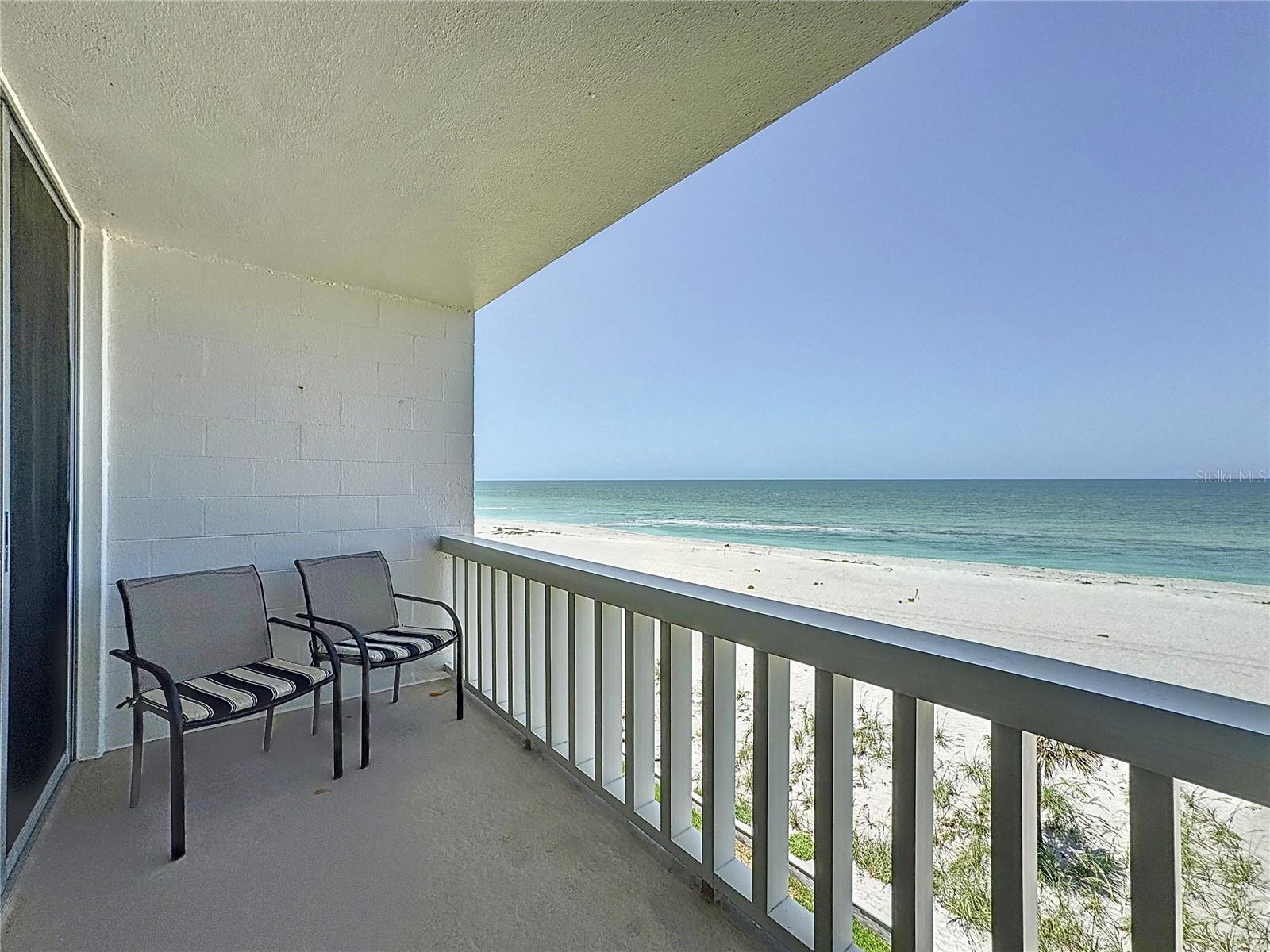 Image 19 of 42 For 1100 Tarpon Center Drive 503 5c