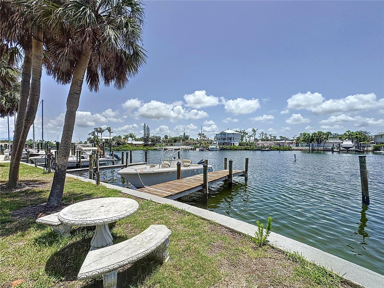 Image 21 of 42 For 1100 Tarpon Center Drive 503 5c