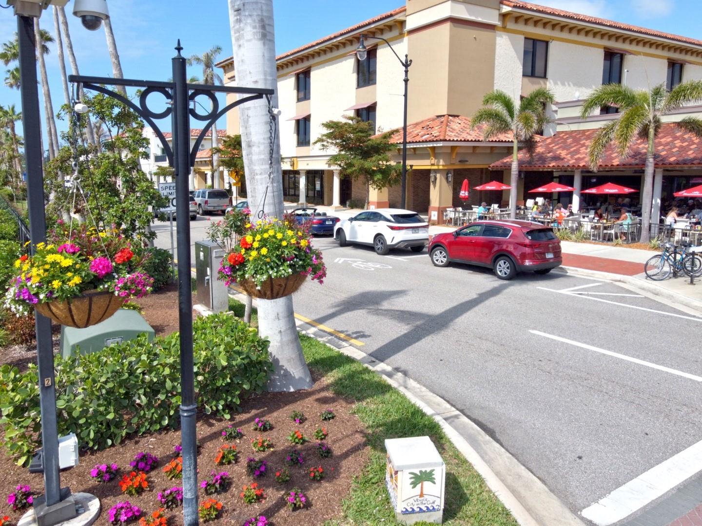 Image 31 of 42 For 1100 Tarpon Center Drive 503 5c