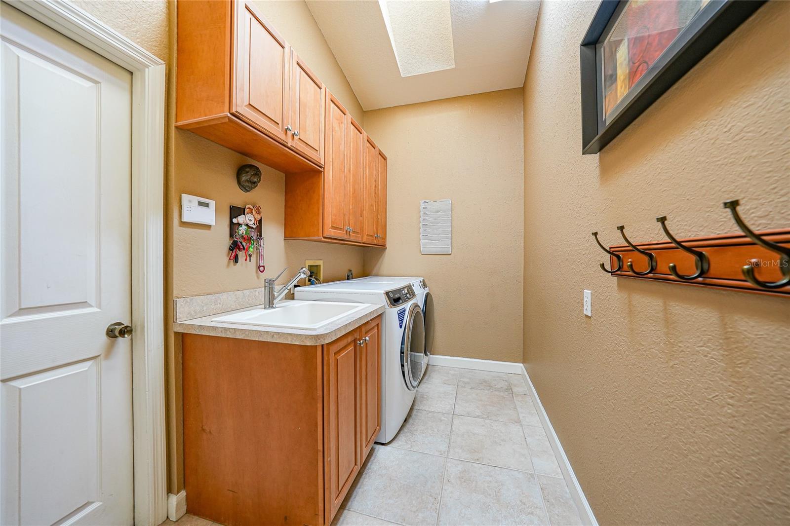 Image 33 of 55 For 249 Hallcrest Terrace