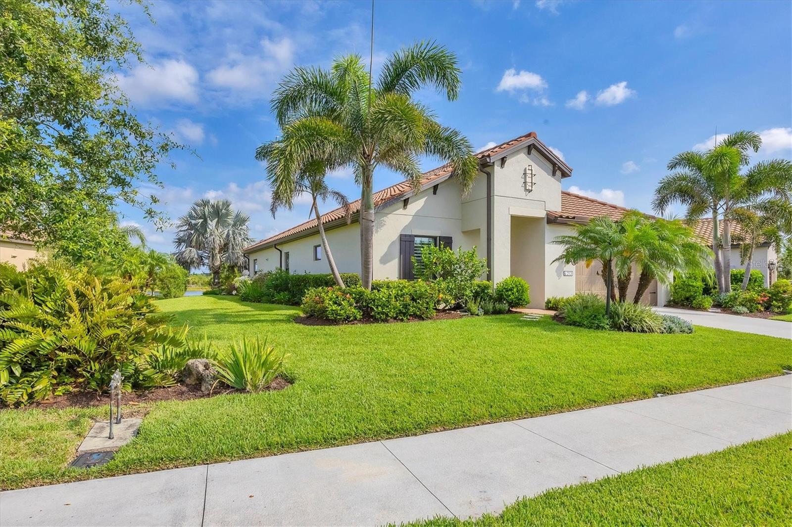 Image 10 of 93 For 213 Malina Court