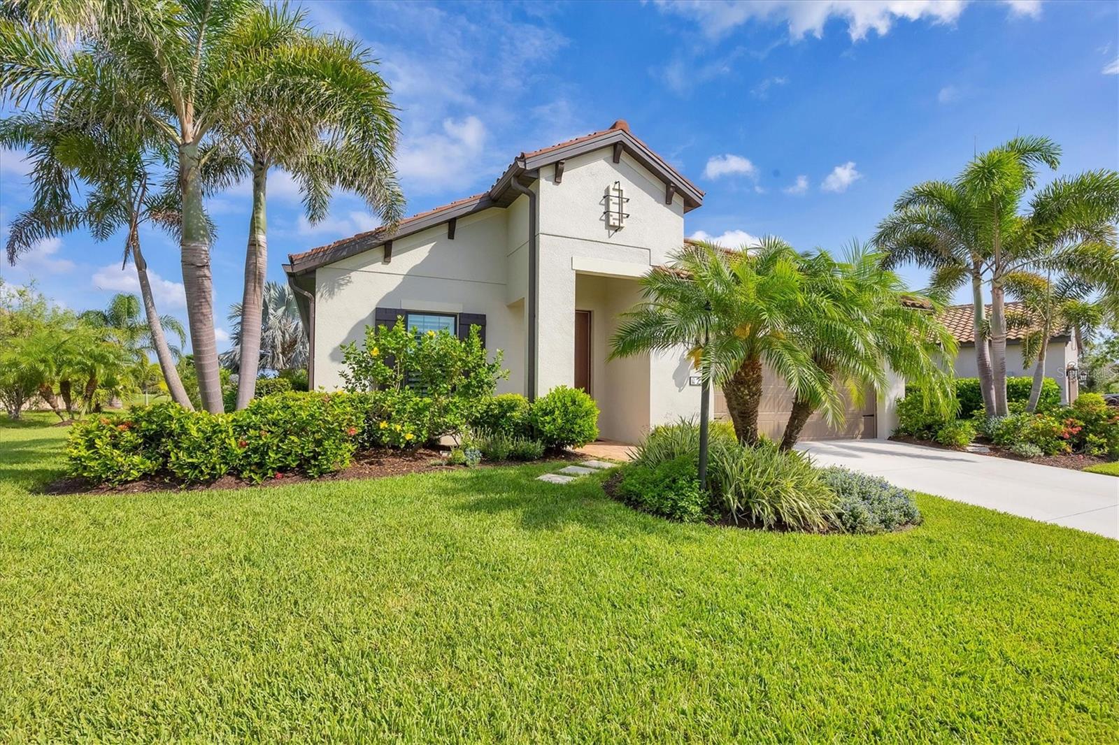 Image 11 of 93 For 213 Malina Court
