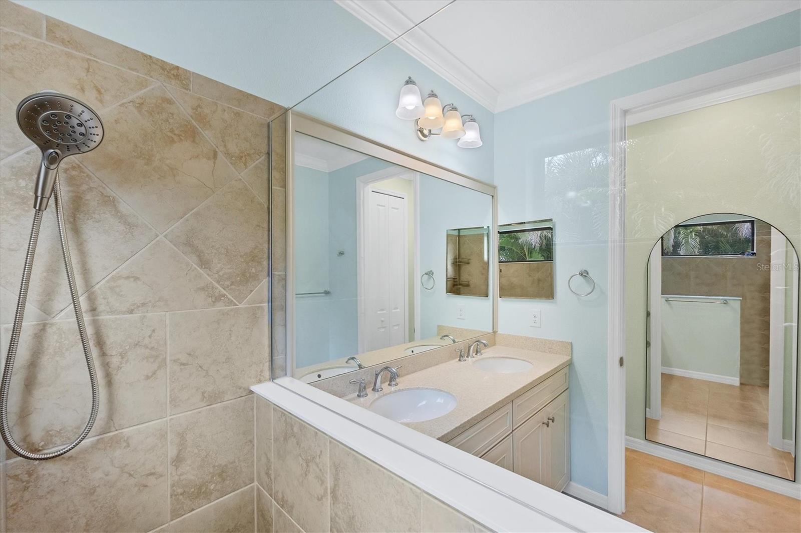 Image 71 of 93 For 213 Malina Court