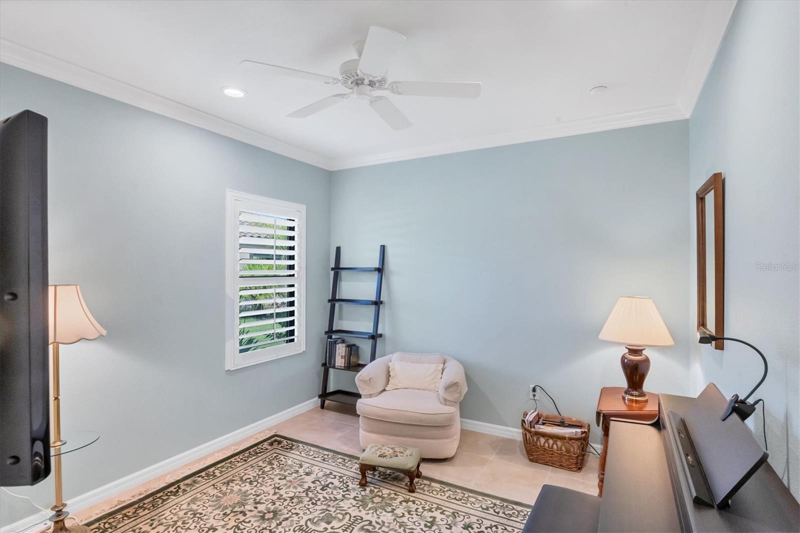 Image 78 of 93 For 213 Malina Court