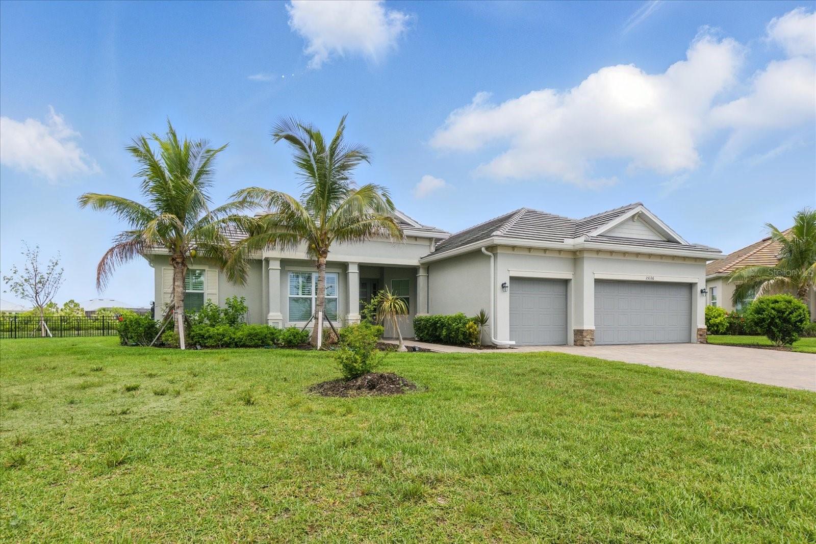 Image 8 of 52 For 15336 Spanish Point Drive