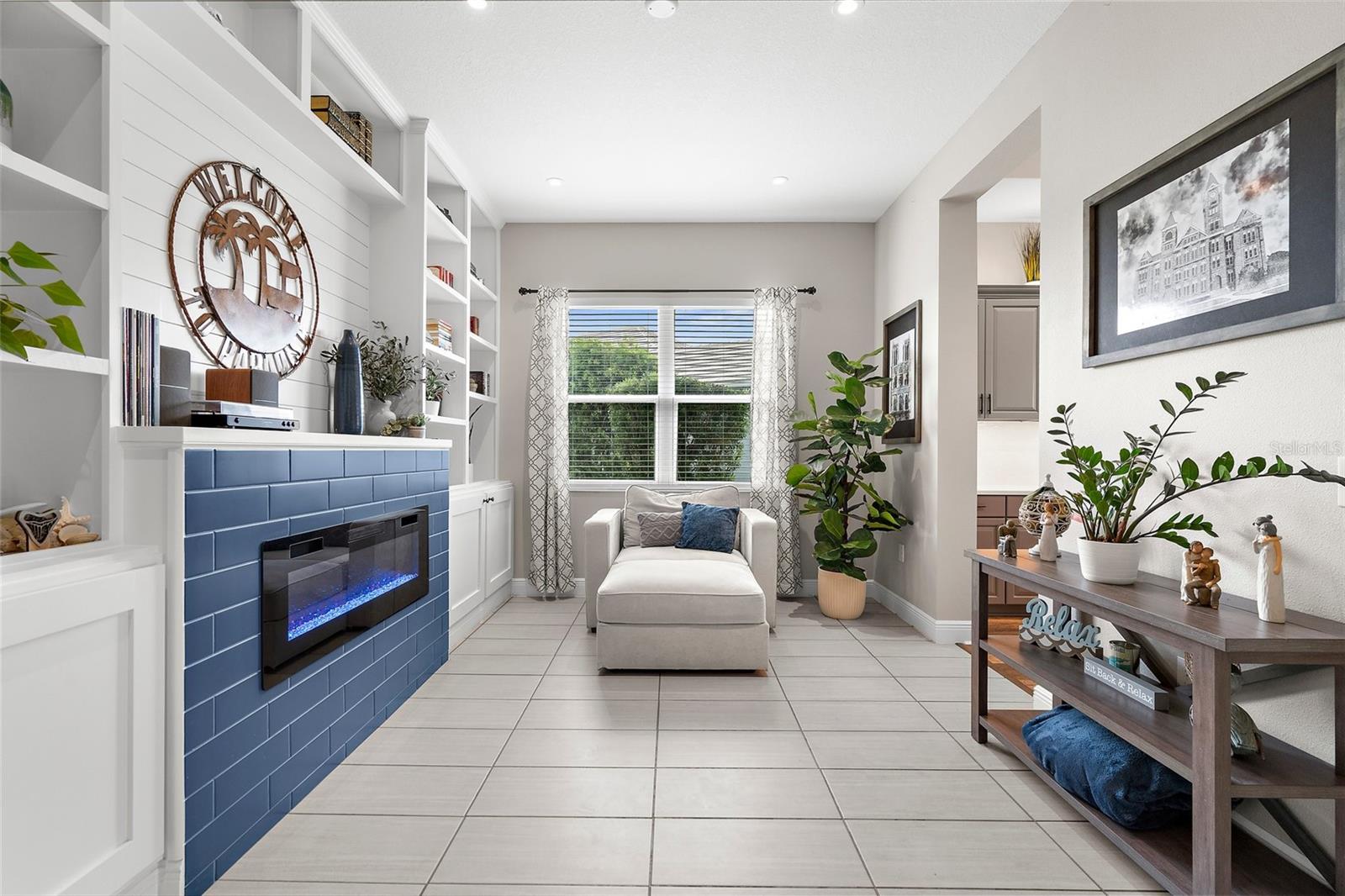 Image 18 of 90 For 21291 Sandal Foot Drive