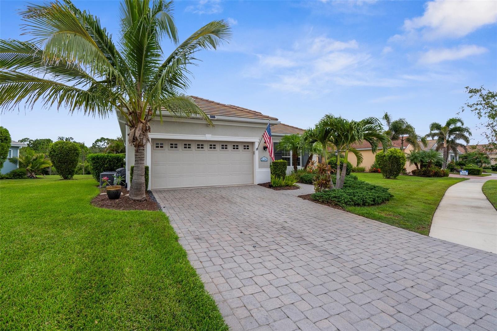 Image 41 of 90 For 21291 Sandal Foot Drive