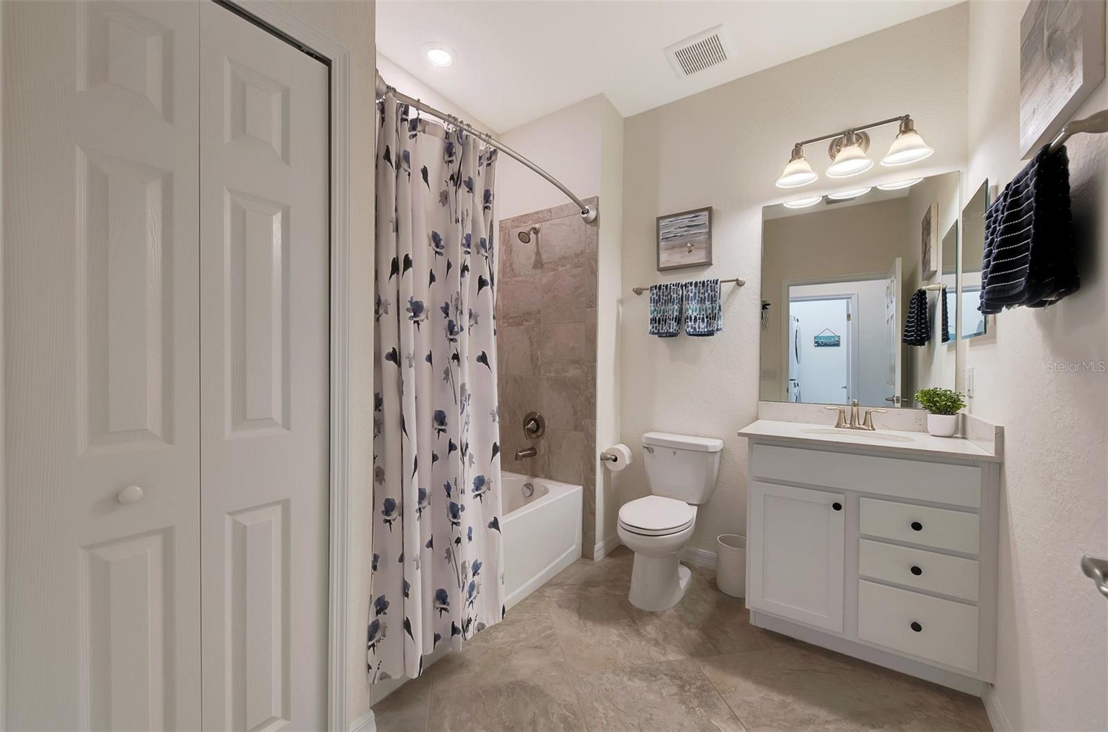 Image 34 of 96 For 10789 Tarflower Drive 202