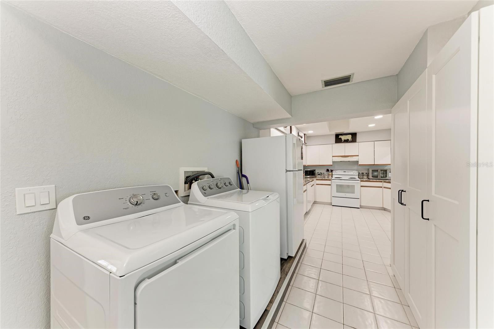 Image 37 of 62 For 3376 Peace River Drive