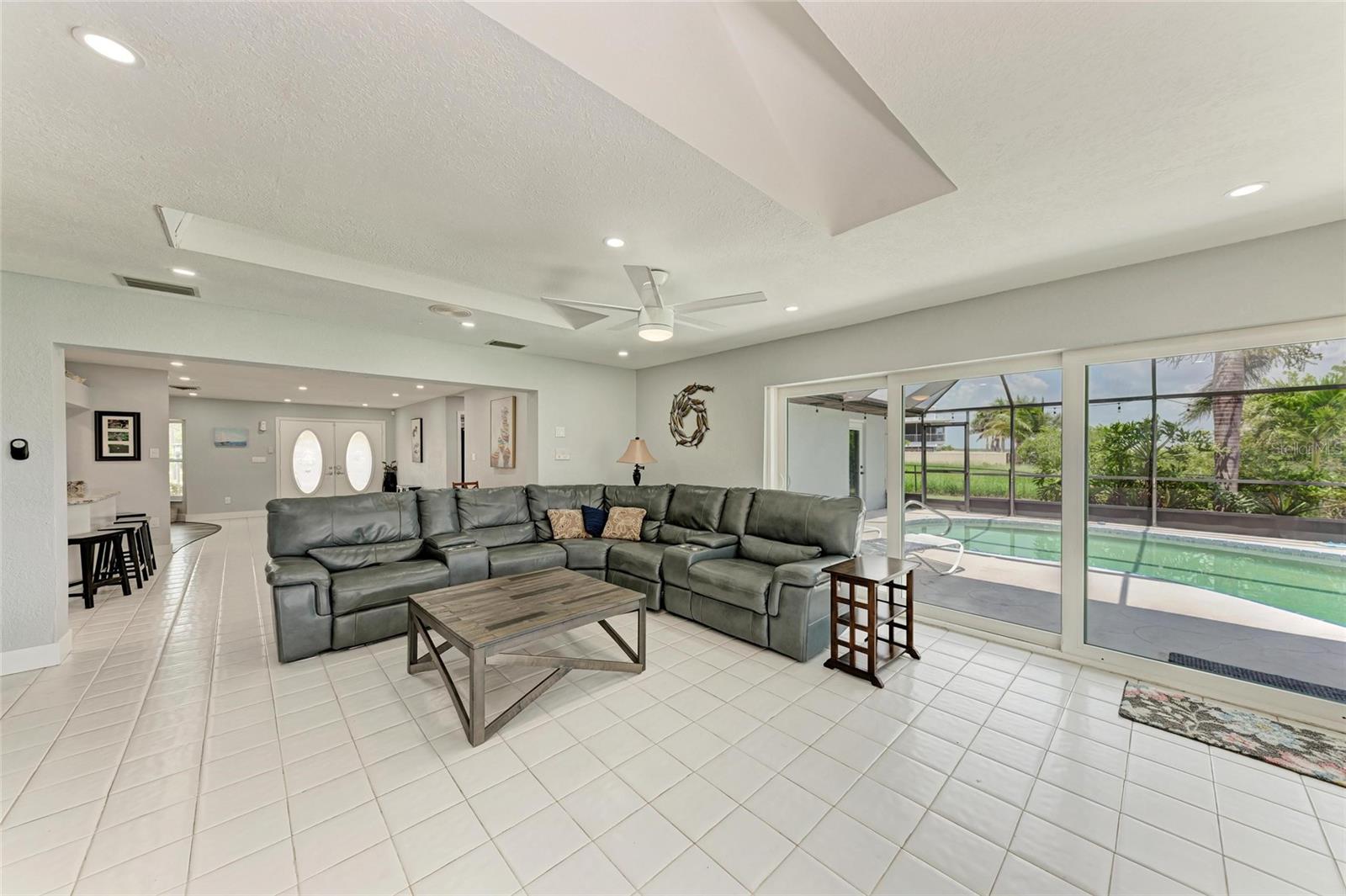 Image 9 of 62 For 3376 Peace River Drive