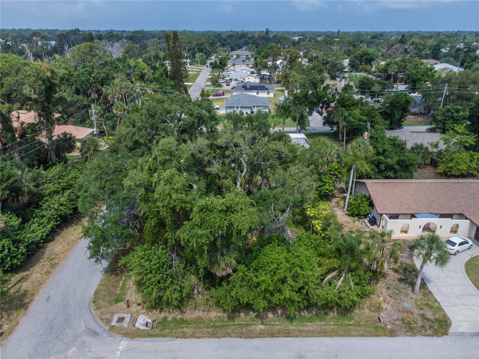 Image 14 of 17 For Lots 17108 & 17109 Valencia Road