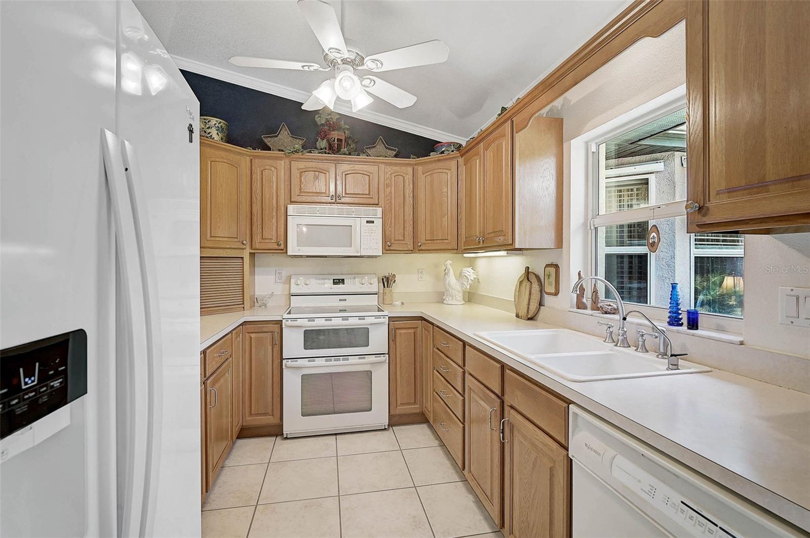 Image 13 of 51 For 3199 Elkrem Avenue
