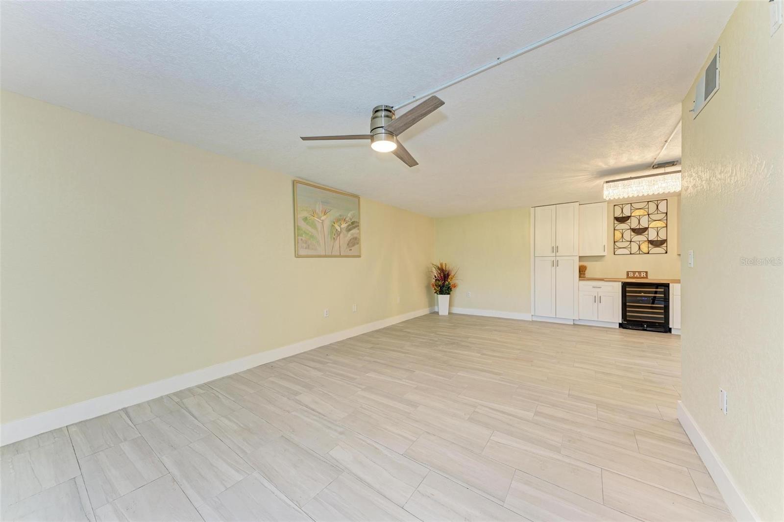 Image 16 of 36 For 2718 Orchid Oaks Drive C-202