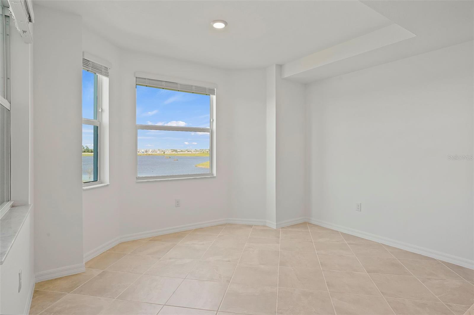 Image 14 of 40 For 12140 Wellen Golf Street 202