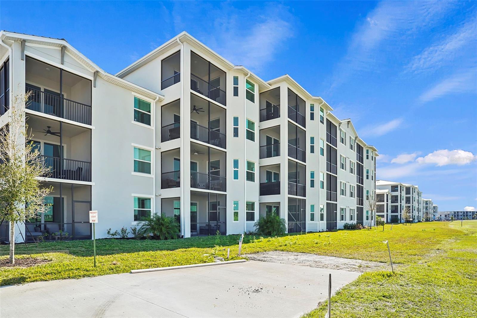 Image 24 of 40 For 12140 Wellen Golf Street 202