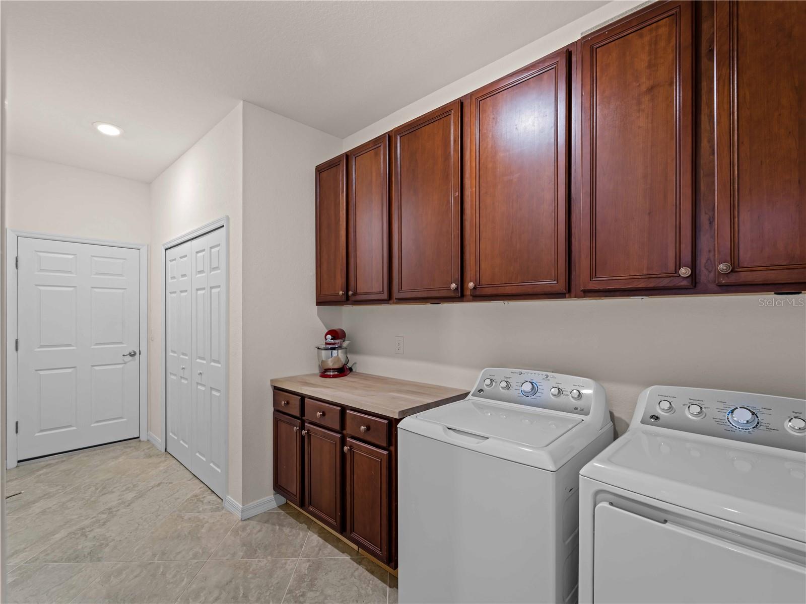 Image 20 of 61 For 9917 Haze Drive