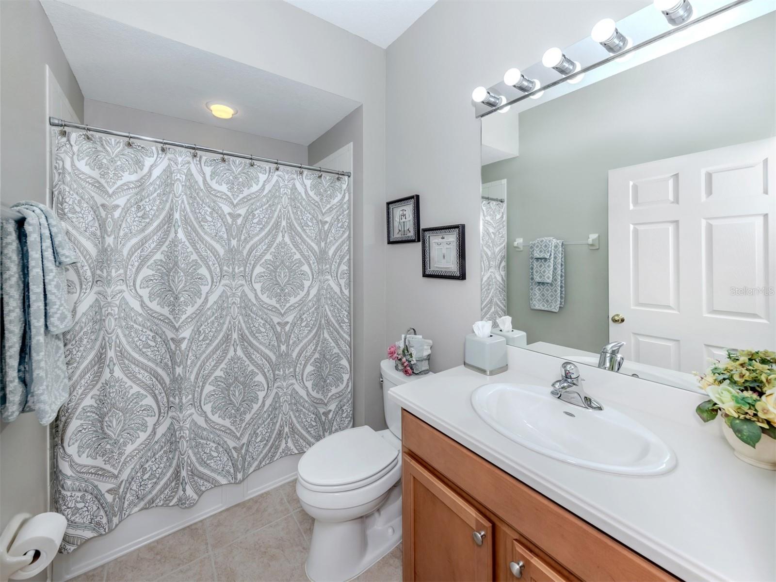 Image 16 of 37 For 29704 Niagara Court