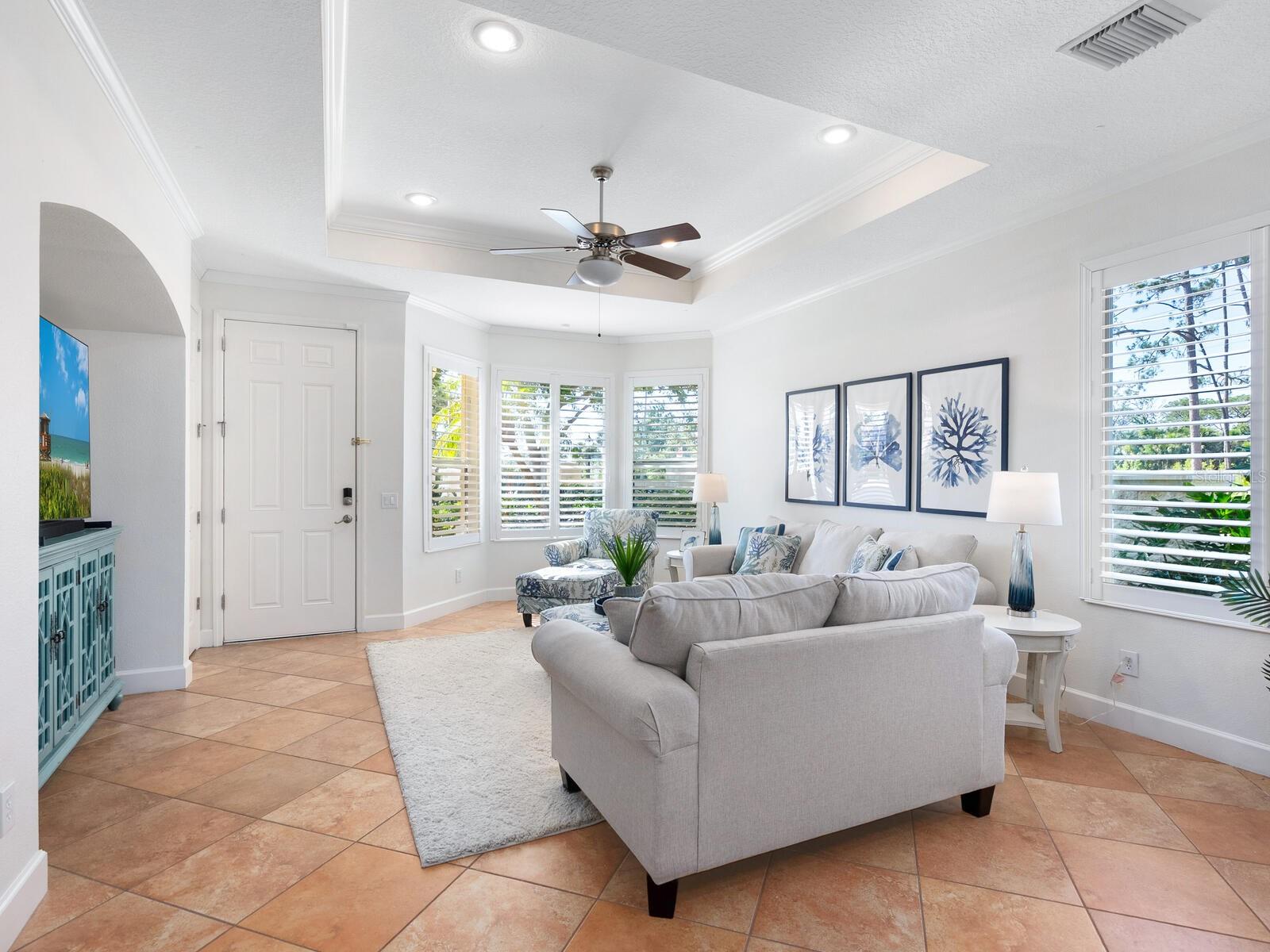 Image 17 of 46 For 1164 Beachcomber Court 19
