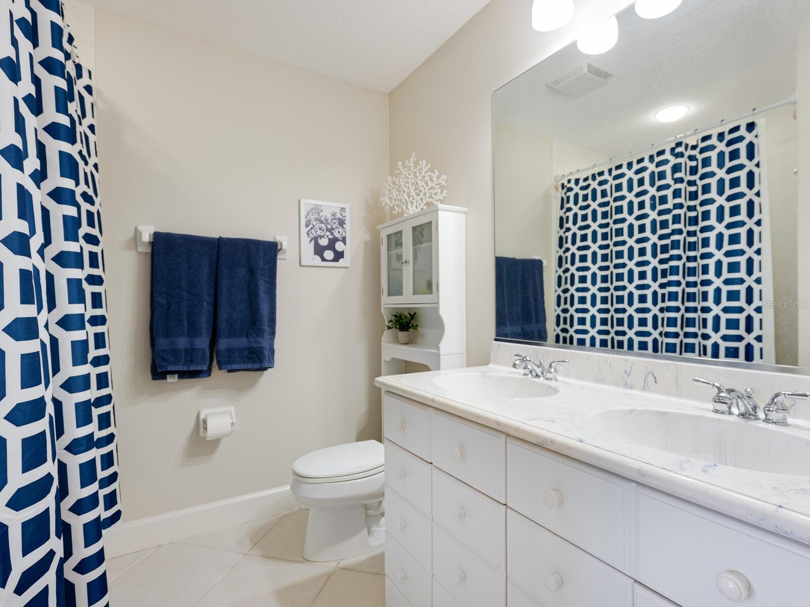 Image 21 of 46 For 1164 Beachcomber Court 19