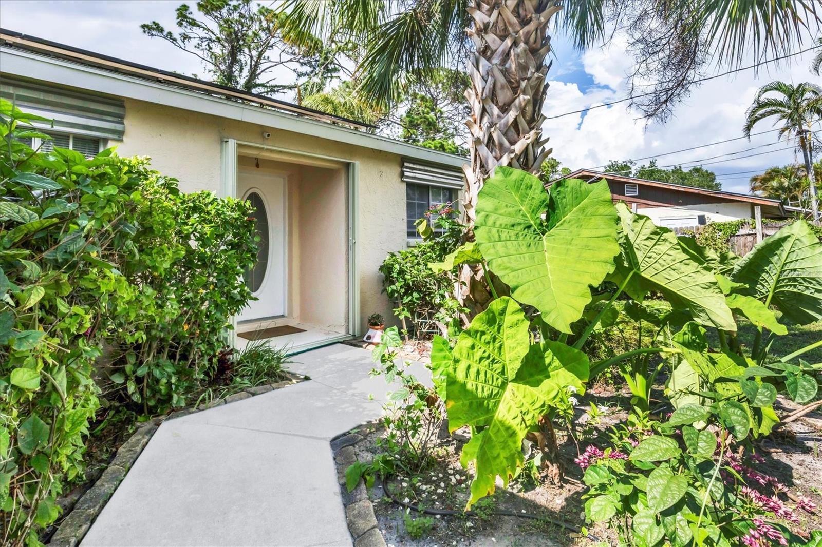 Image 8 of 38 For 2445 Apache Street