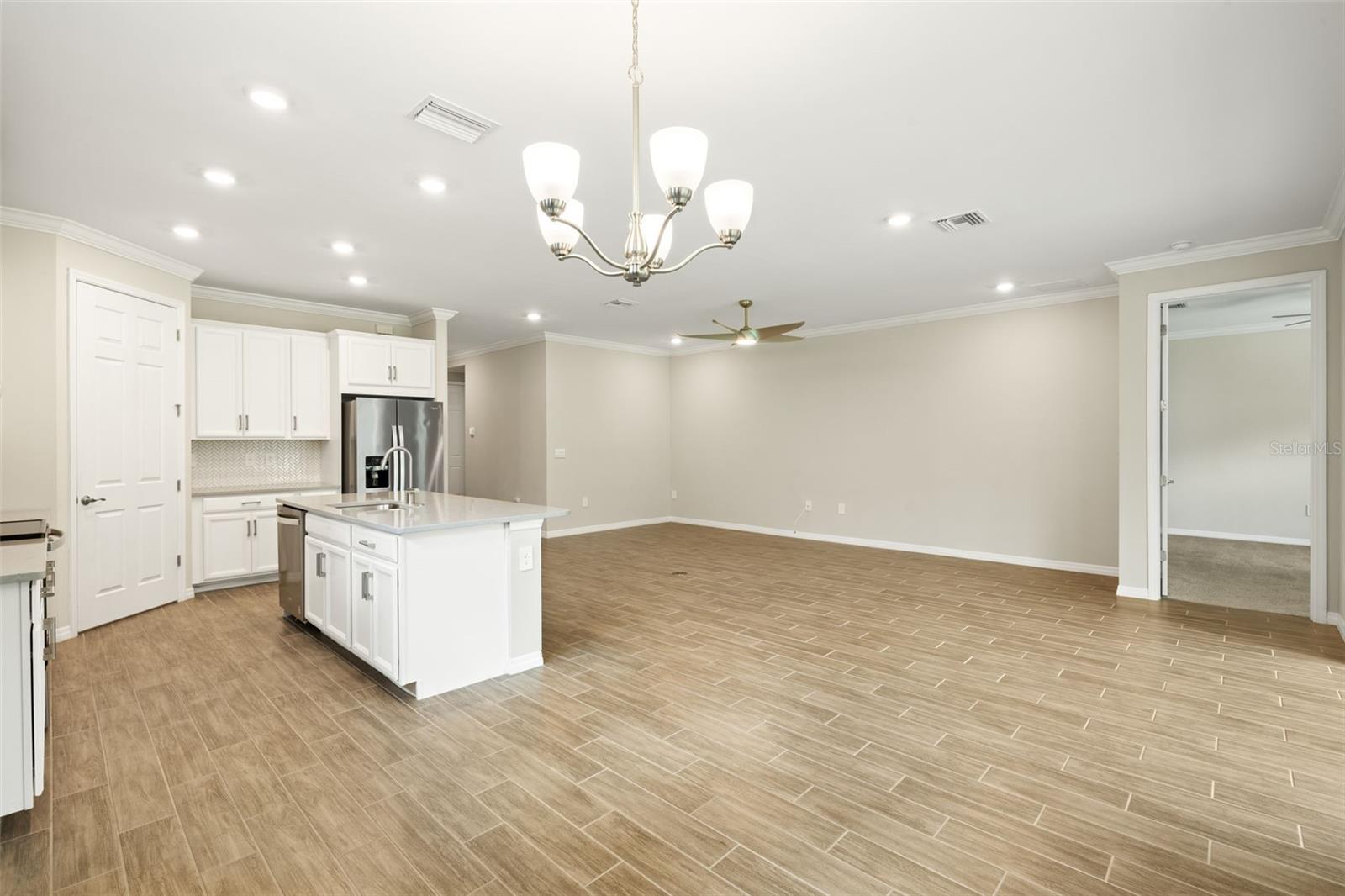 Image 13 of 44 For 260 Soliera Street