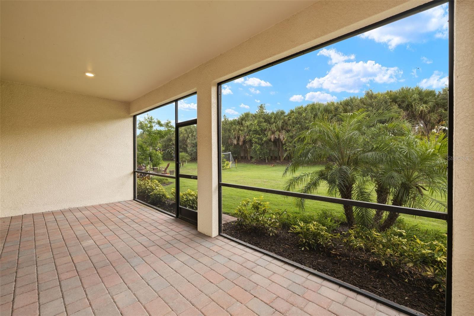 Image 30 of 44 For 260 Soliera Street