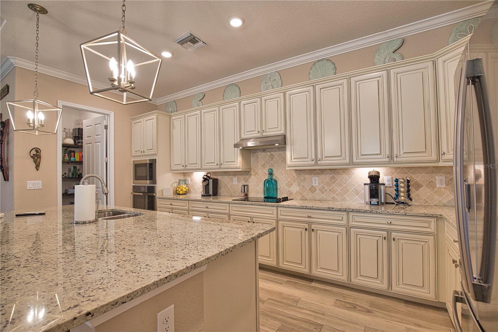 Image 13 of 38 For 25046 Spartina Drive